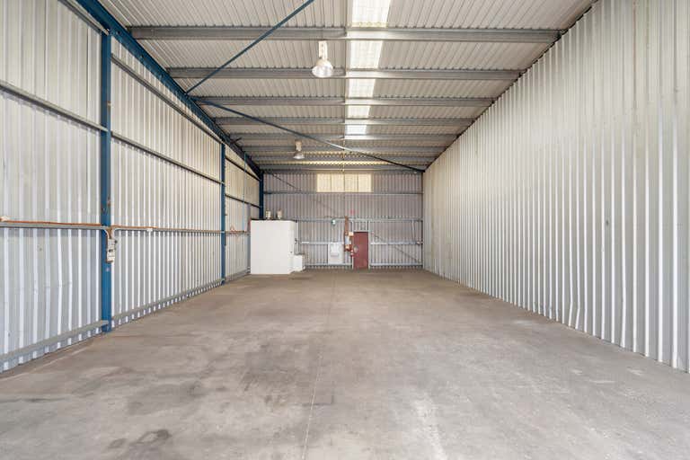 7/7 Johnstone Road Brendale QLD 4500 - Image 2