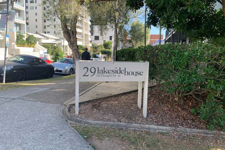 Lakeside House, 2/29 McDougall Street Milton QLD 4064 - Image 2