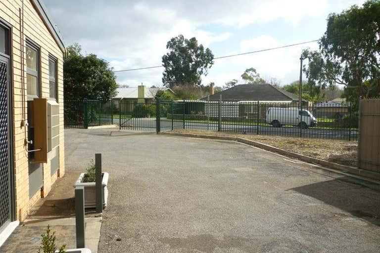 1 & 2/9 Hampden Road Mount Barker SA 5251 - Image 4