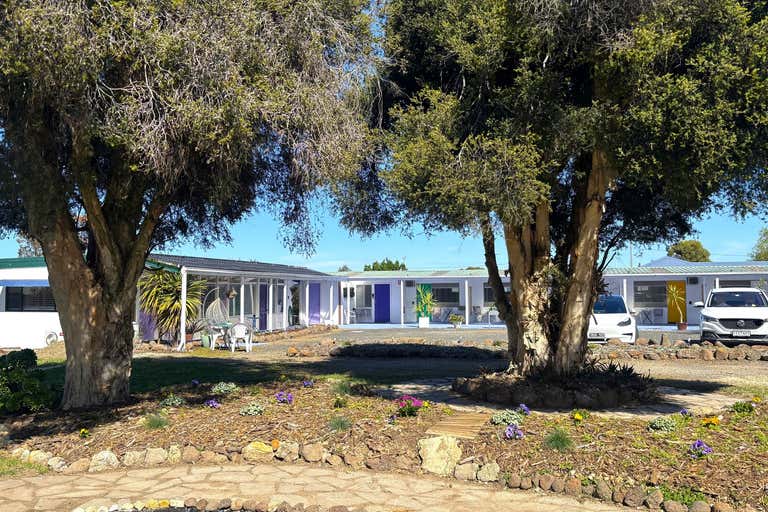 Stonez Boutique Accommodation, 46 Talbot Road Clunes VIC 3370 - Image 2