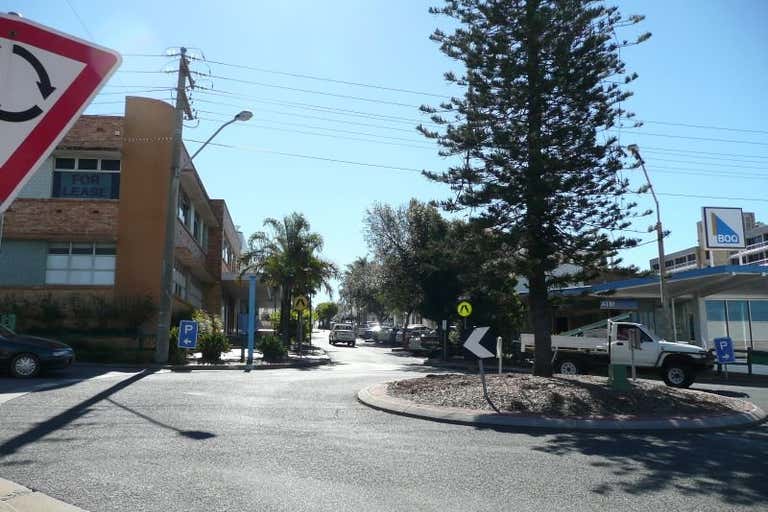 27 William Street Gladstone Central QLD 4680 - Image 4