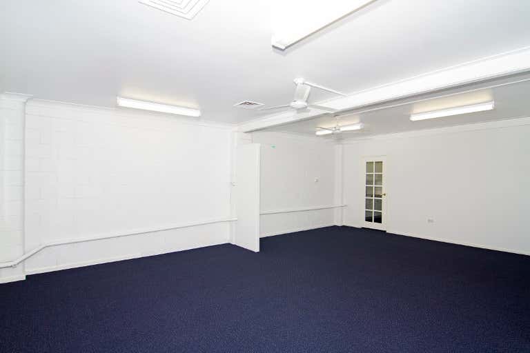 Suite 4, 46-48 Wharf Street Tweed Heads NSW 2485 - Image 2