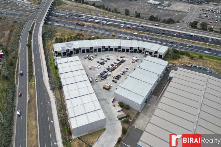 34 Jimmy Place Laverton North VIC 3026 - Image 2