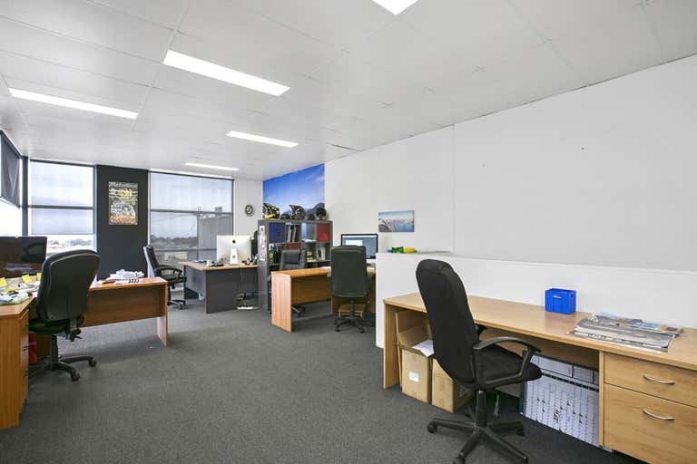 6/15 Kenji Street Mornington VIC 3931 - Image 3