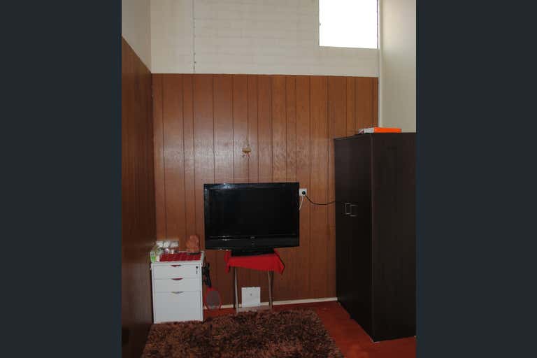 108 Russell Street(LE) - Tenancy 2 Toowoomba City QLD 4350 - Image 3