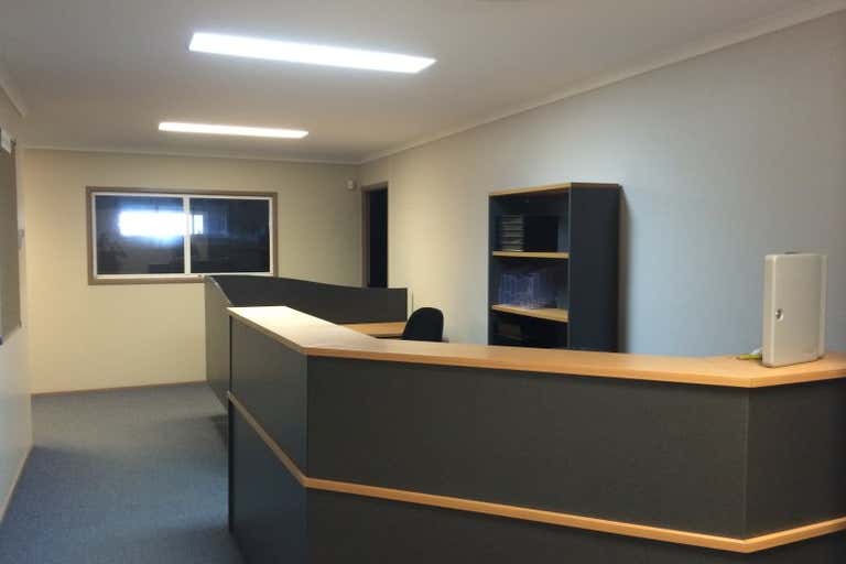 Suite 7, 121 Boundary Road Paget QLD 4740 - Image 4