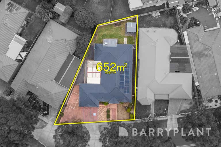 18  Boardwalk Boulevard Point Cook VIC 3030 - Image 2