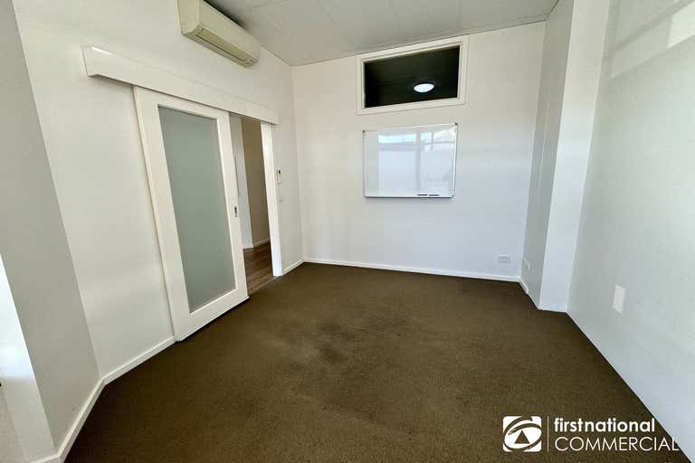 27 Service Street Bairnsdale VIC 3875 - Image 4