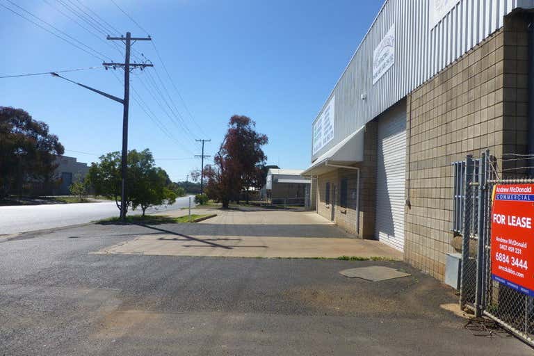 2/18 Depot Road Dubbo NSW 2830 - Image 2