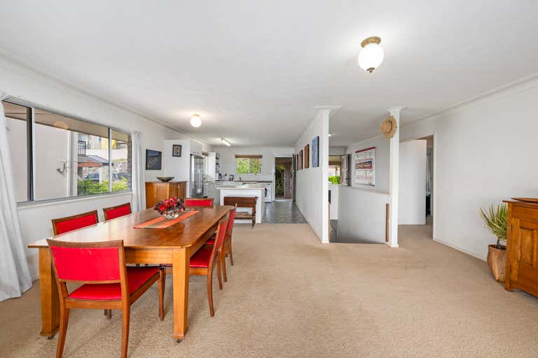 23 Hill Avenue Burleigh Heads QLD 4220 - Image 3