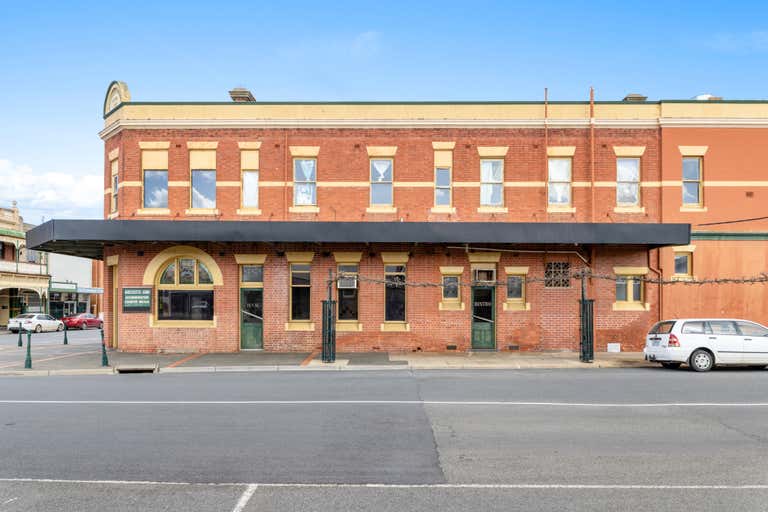 Manchester Arms Hotel / 'Lamartine', 87 Napier Street St Arnaud VIC 3478 - Image 2