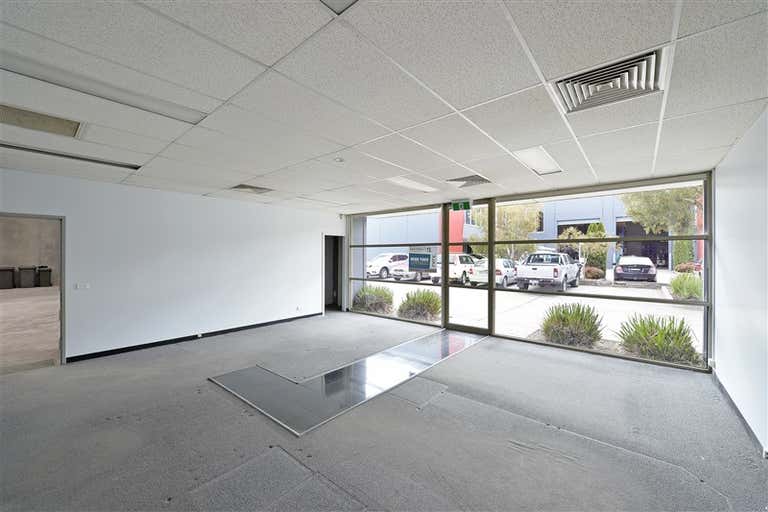 4/7 Anzed Ct Mulgrave VIC 3170 - Image 4