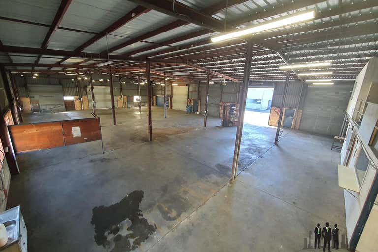 1/7 Leonard Cres Brendale QLD 4500 - Image 2