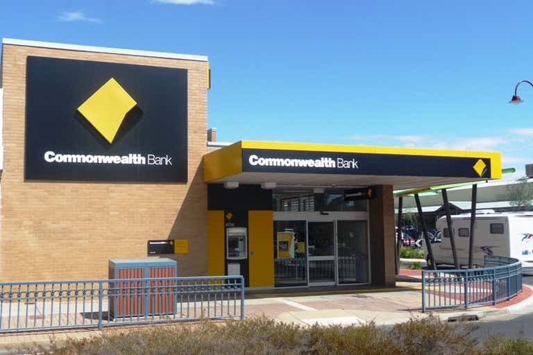 Commonwealth Bank, 236-238 Campbell Street Swan Hill VIC 3585 - Image 3
