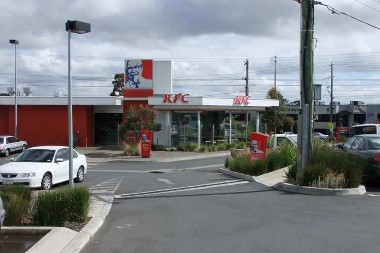 KFC, Shop 5, 680 Boronia Road Wantirna VIC 3152 - Image 1