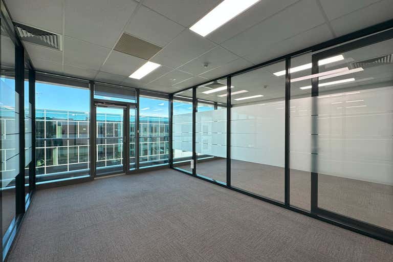 406 20 Lexington Drive Bella Vista NSW 2153 - Image 3