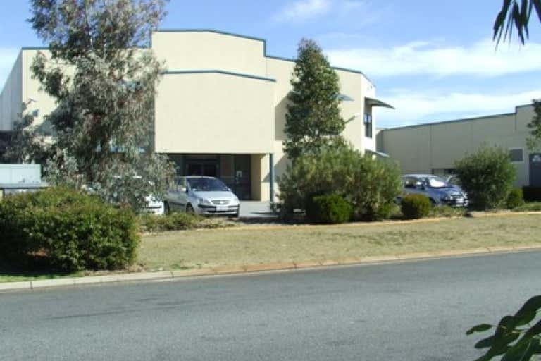 6/30 Paramount Drive Wangara WA 6065 - Image 2