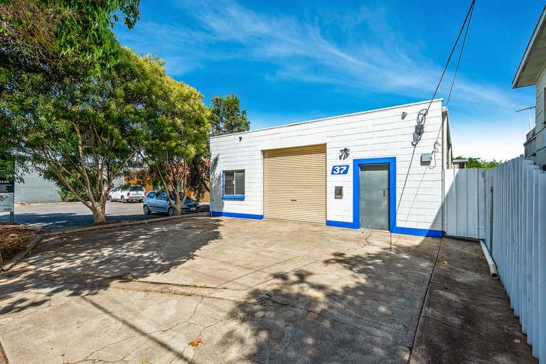 37 Light Terrace Thebarton SA 5031 - Image 1