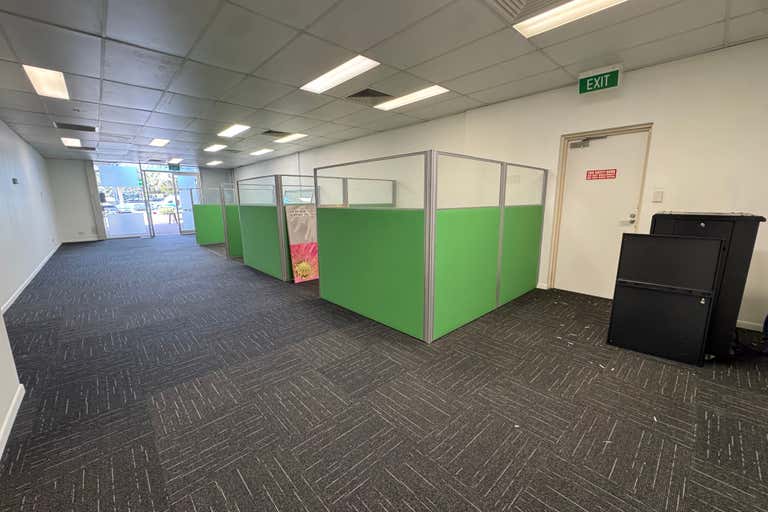 5/11-19 Chancellor Village Boulevard Sippy Downs QLD 4556 - Image 2