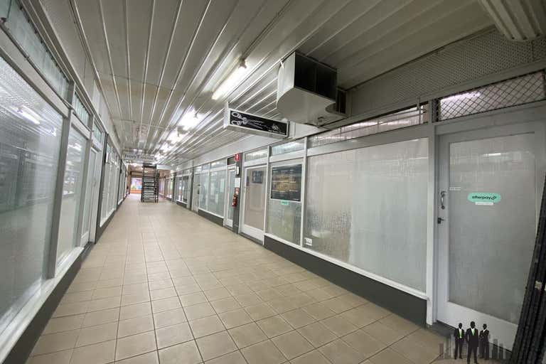 8&10, 20 King St Caboolture QLD 4510 - Image 2