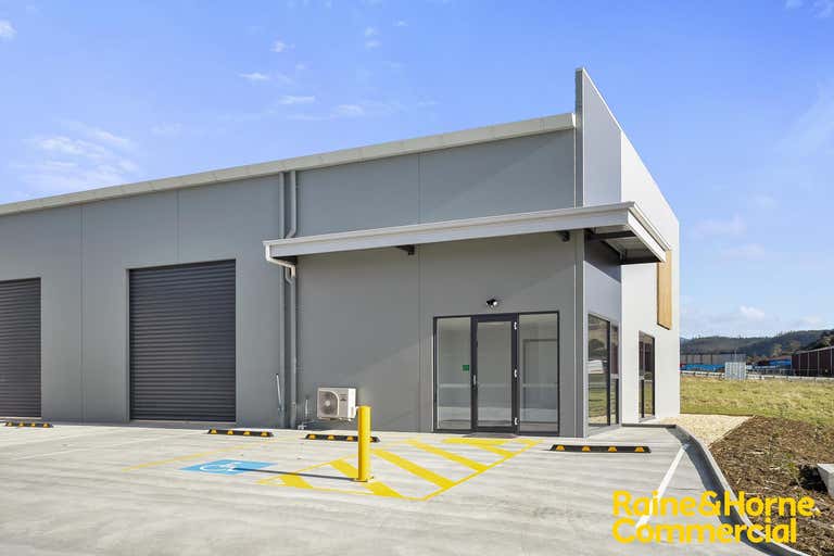 Unit 1, 7 Abernant Way Cambridge TAS 7170 - Image 2