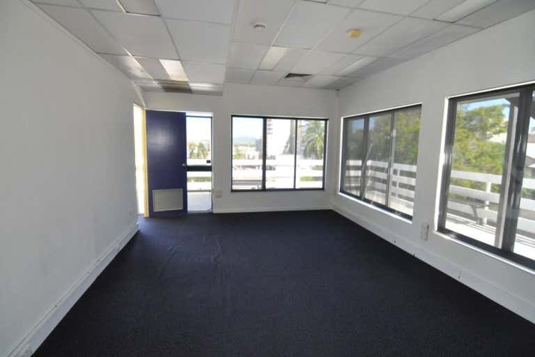2/167 Denham Street Townsville City QLD 4810 - Image 3
