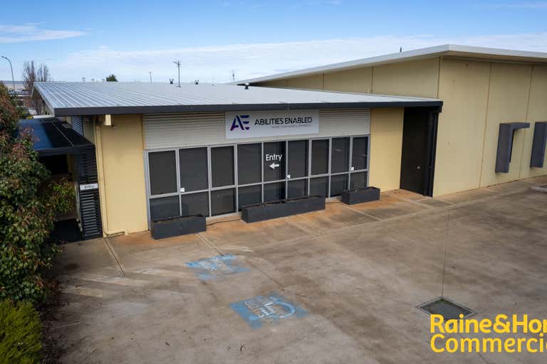 2/1 Commercial Avenue Dubbo NSW 2830 - Image 1