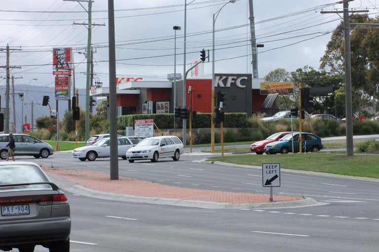 KFC, Shop 5, 680 Boronia Road Wantirna VIC 3152 - Image 2