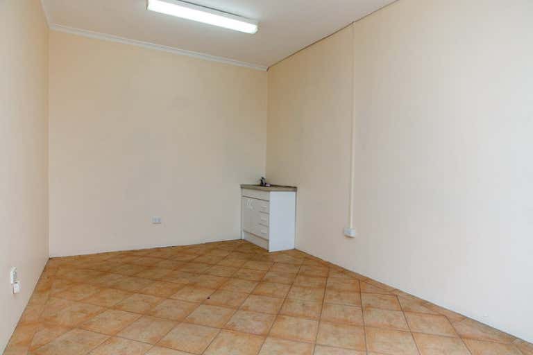 2/38 Fleet Street Somerton VIC 3062 - Image 3