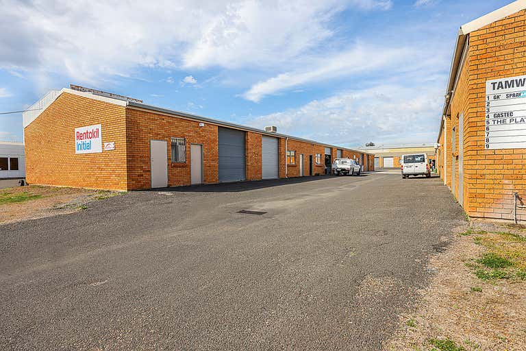 8 Hargrave Street Tamworth NSW 2340 - Image 4