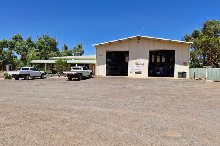 2 Winfield Street Morawa WA 6623 - Image 2
