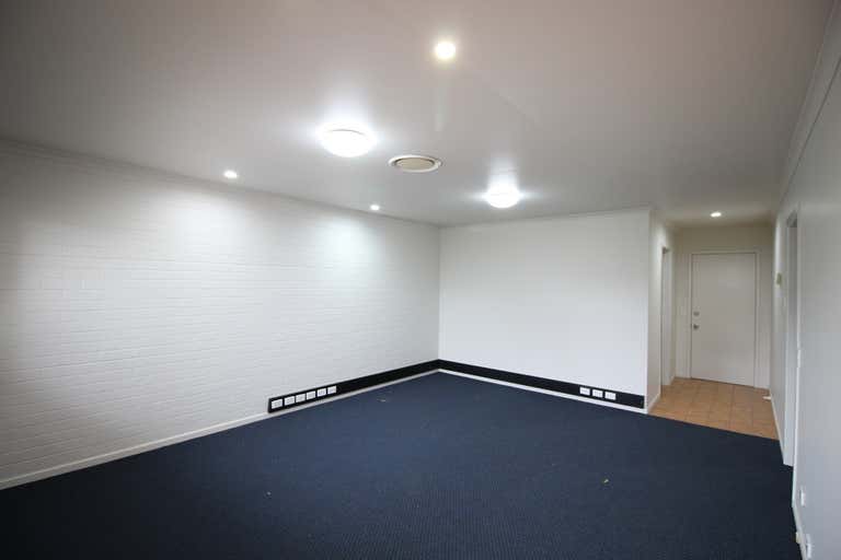 Suite 3, 136 - 140 Russell Street Toowoomba City QLD 4350 - Image 4