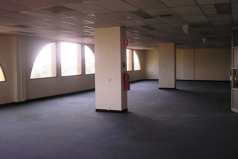 Level 5, Suite 501, 689 Burke Road Camberwell VIC 3124 - Image 4