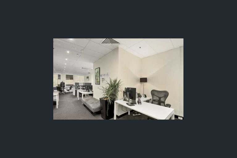 214/480 Collins Street Melbourne VIC 3000 - Image 2