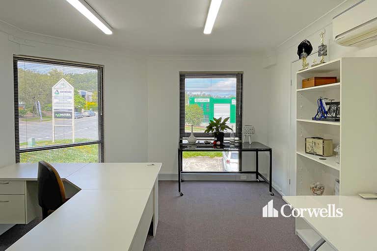 1/55-57 Dover Drive Burleigh Heads QLD 4220 - Image 3