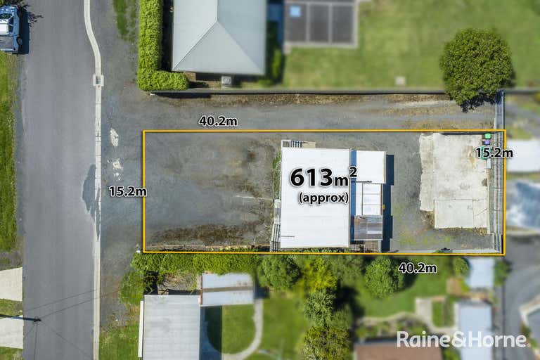2 Duncan Street Kyneton VIC 3444 - Image 2