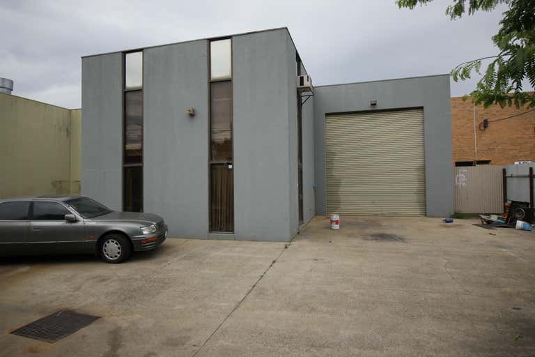 1/1 Nicole Close Bayswater VIC 3153 - Image 1