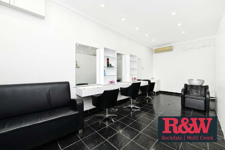 1/235 Wollongong Road Arncliffe NSW 2205 - Image 2