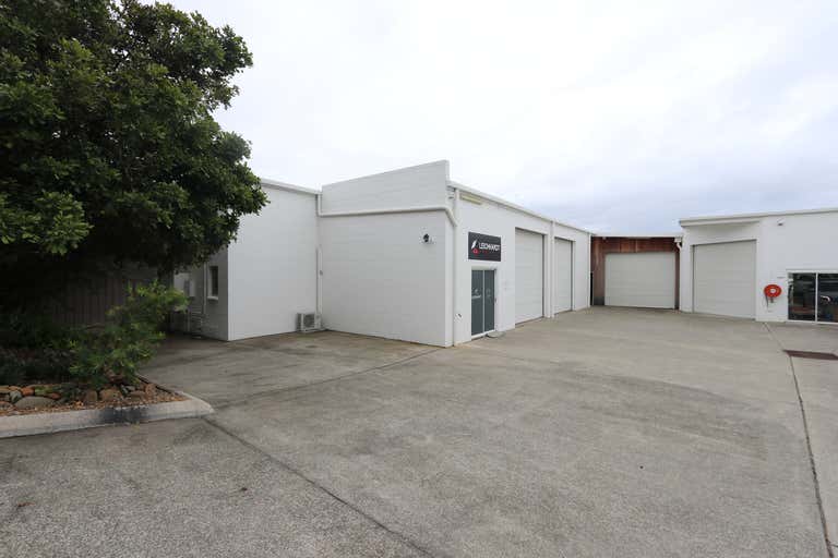 1/7 Stevenson Court Burleigh Heads QLD 4220 - Image 2