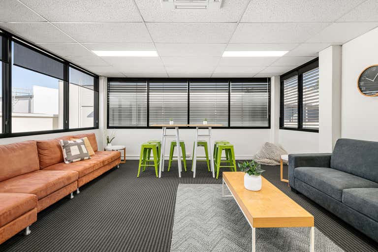 3/787 Kingsford Smith Drive Eagle Farm QLD 4009 - Image 4