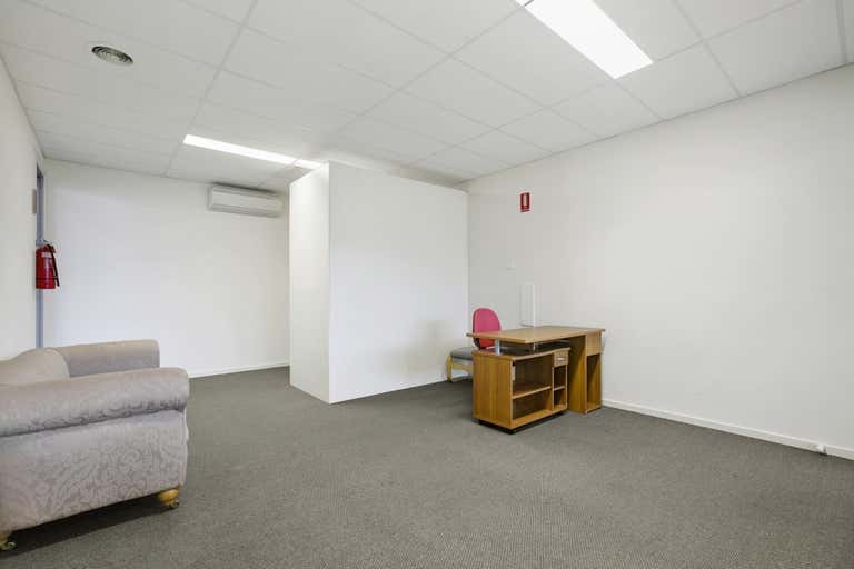 3I/19 Bruce Street Mornington VIC 3931 - Image 4