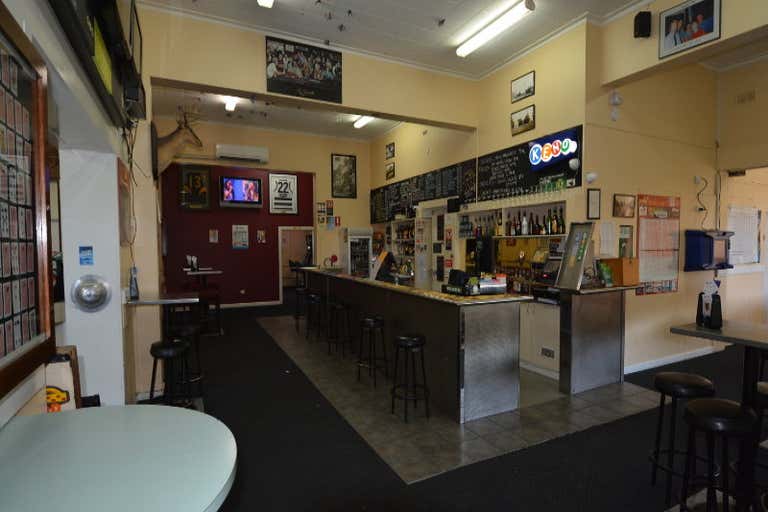 Riverina Hotel, 131 Albury Street Holbrook NSW 2644 - Image 2