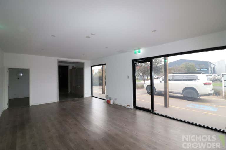 1/3 Merino Street Rosebud VIC 3939 - Image 2