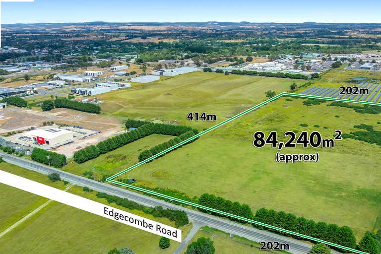 83 Edgecombe Road Kyneton VIC 3444 - Image 4