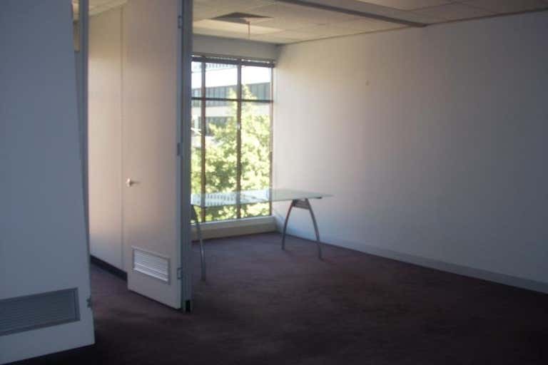 Suite 114/20-22 St Kilda Road St Kilda VIC 3182 - Image 2