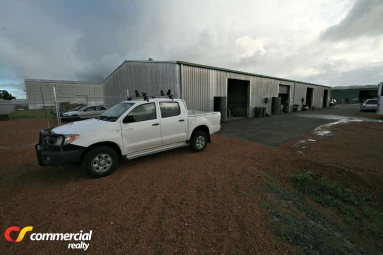 Unit 1, 21 Sweny Drive (Rear Unit) Australind WA 6233 - Image 3
