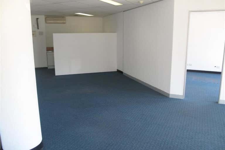 West End Cental, Suite 6, Level 1, 220 Melbourne Street West End QLD 4101 - Image 4