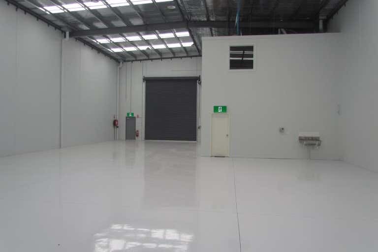 Unit, 39 CAMBRO ROAD Clayton VIC 3168 - Image 2