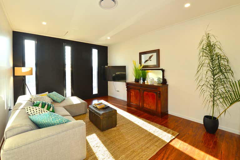 Unit 5/21 Production Avenue Noosaville QLD 4566 - Image 2