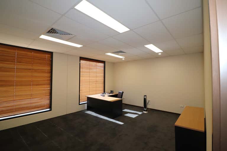 17-19 Lieber Grove Carrum Downs VIC 3201 - Image 4